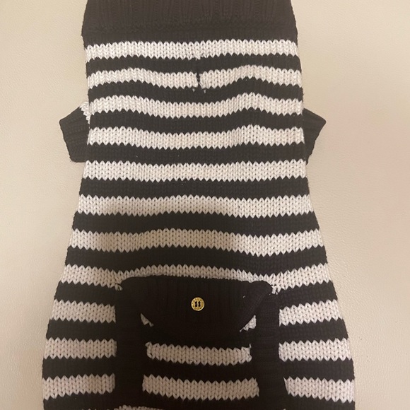 Henri Bendel Dog Sweater - Picture 2 of 4